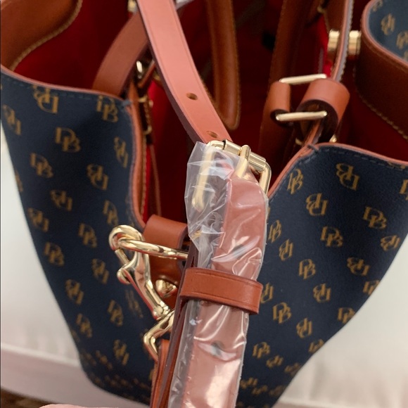 NWT Dooney & Bourke Navy Lg Brenna Bag 2pc Set - Picture 11 of 14